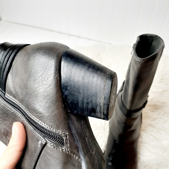 Baretraps Roxie Midcalf Brown Boot D586 - Picture 11 of 13